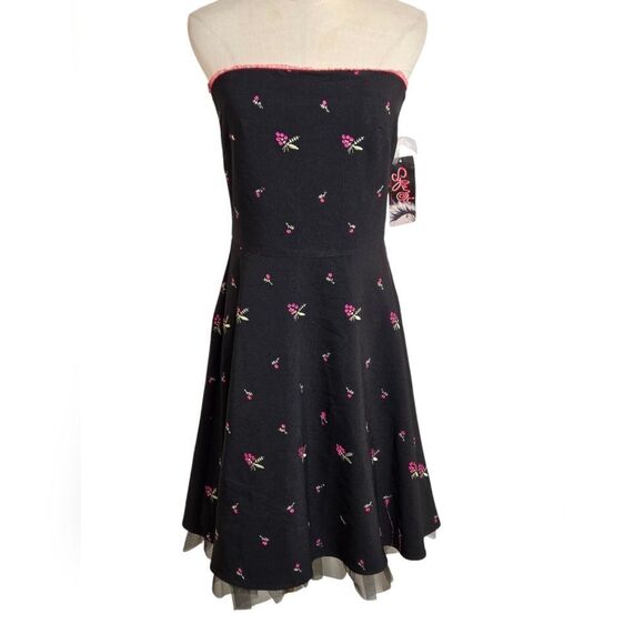 Sfuzi Vintage  Black Pinup Rockabilly Dress with Pink Floral Embroidery NWT - Picture 1 of 7